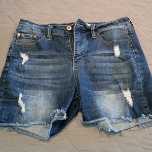 Highrise cutoff jean shorts